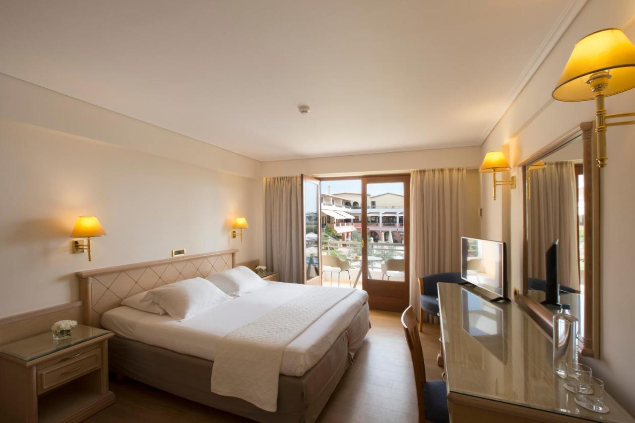 Negroponte Resort Eretria ภายนอก รูปภาพ