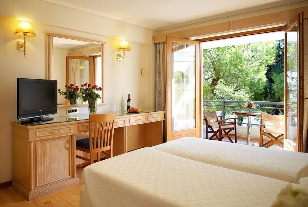 Negroponte Resort Eretria ภายนอก รูปภาพ