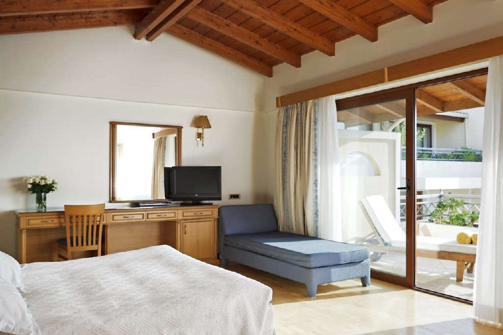 Negroponte Resort Eretria ภายนอก รูปภาพ